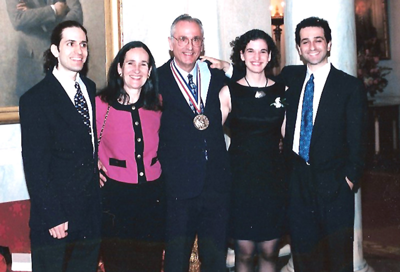 John, Neta, Safi, Dan, and Orli Bahcall, The White House, 1999
